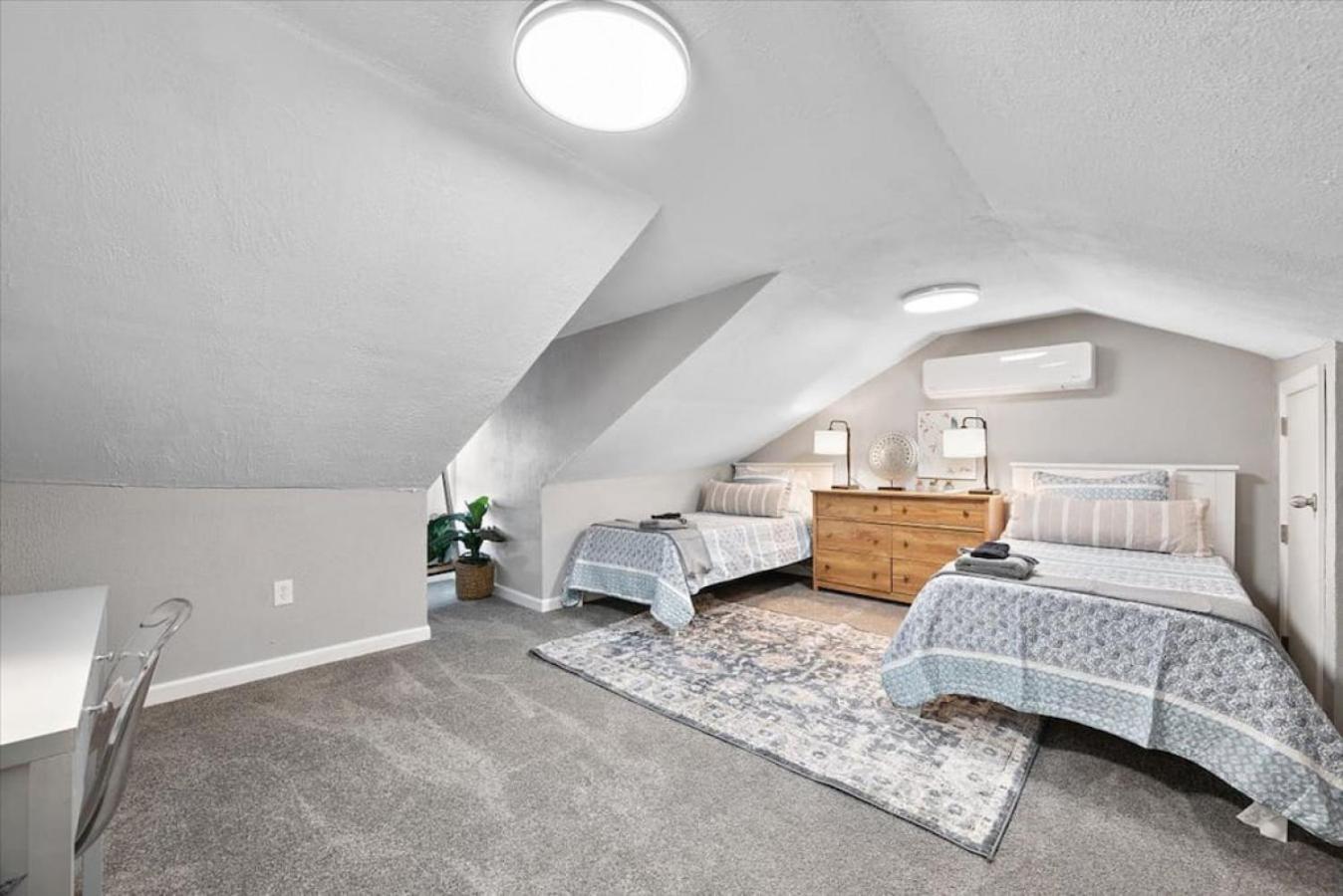 Apartamento Cozy Southside Pitt W/ Pool Table +yard